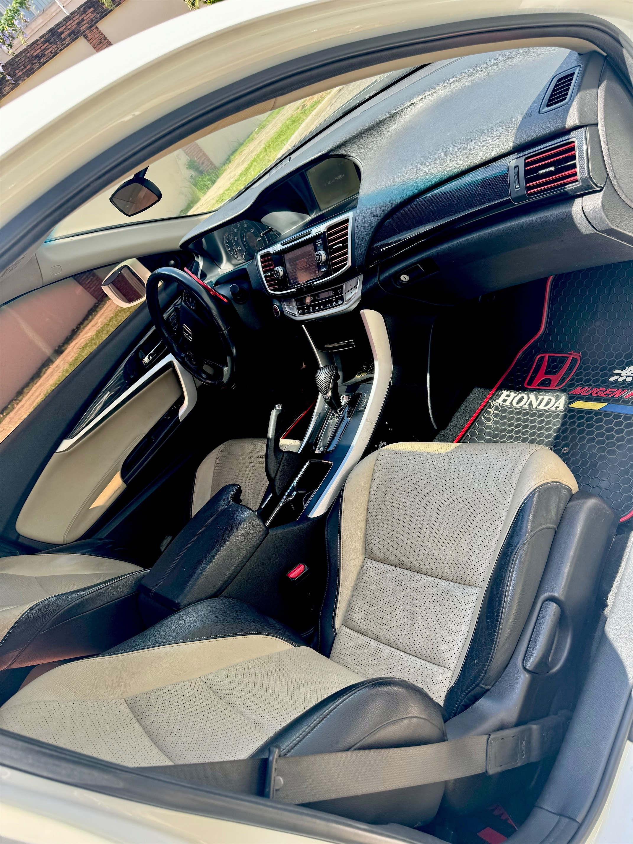 carros - Honda Accord Coupe V6 2013
 2