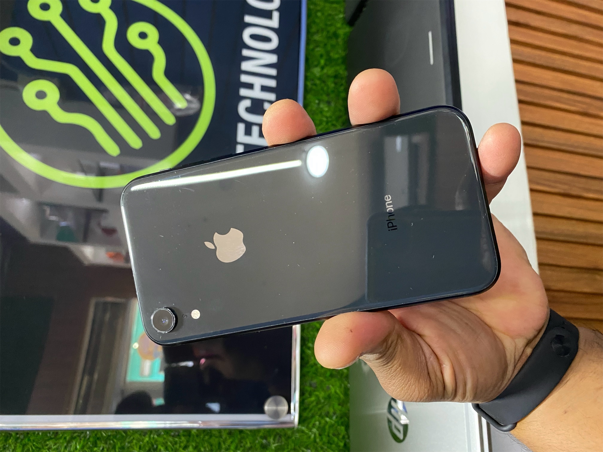 celulares y tabletas - iphone xr turbo sim  4