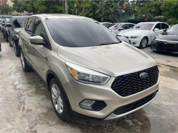 jeepetas y camionetas - FORD ESCAPE SE 4WD 2017 2