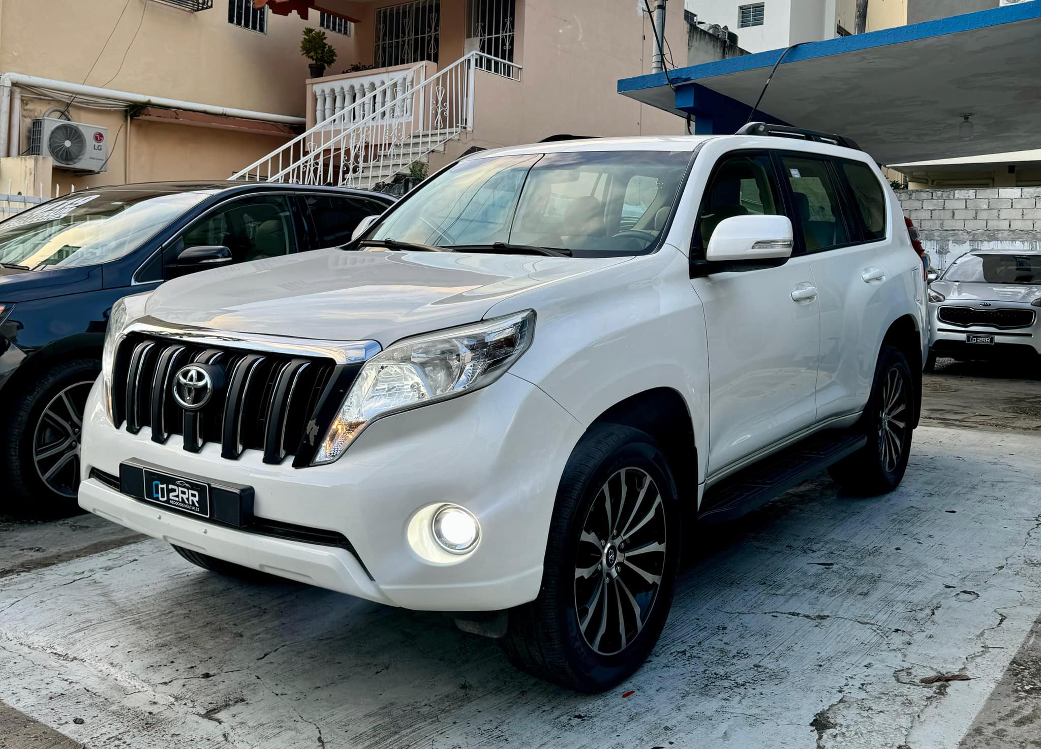 jeepetas y camionetas - Toyota Land Cruiser Prado TXL 2015 6