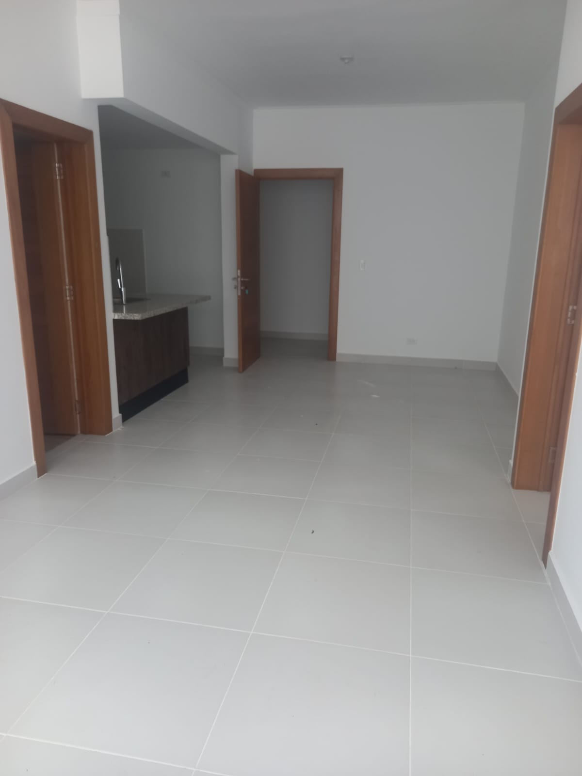 apartamentos - VENDO APARTAMENTO PARA INVERTIR EN EVARISTO 5