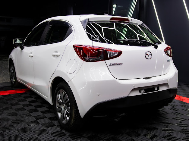 carros - mazda demio 2018  5