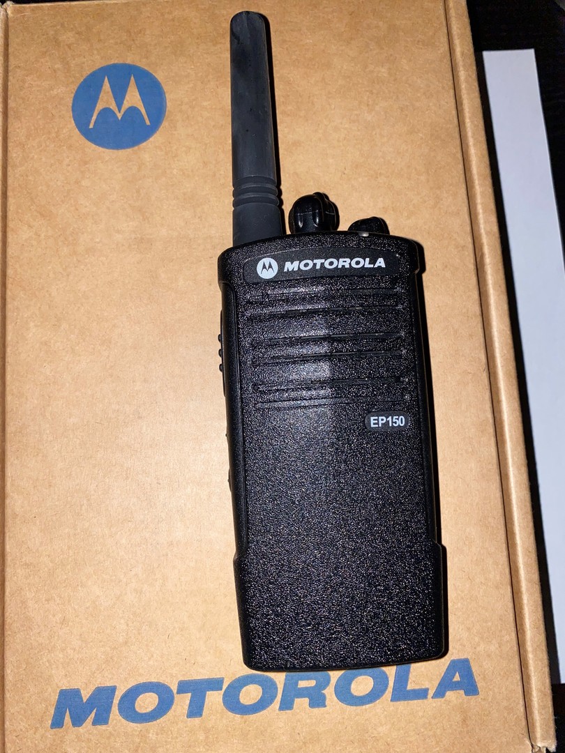 otros electronicos - Vendo Radio MOTOROLA EP150 UHF 2w 450-470MHz 8 Canales IP54 Nuevo