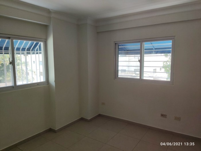 apartamentos - Apartamento en alquiler en Gazcue cerca del Malecón 5