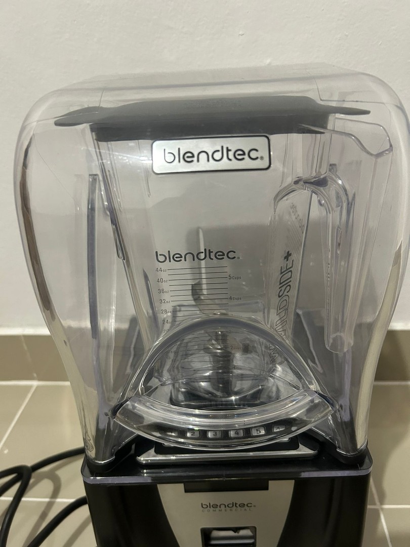 electrodomesticos - Blendtec - Licuadora comercial Connoisseur 825- Nueva. Especial para cafeteria. 3