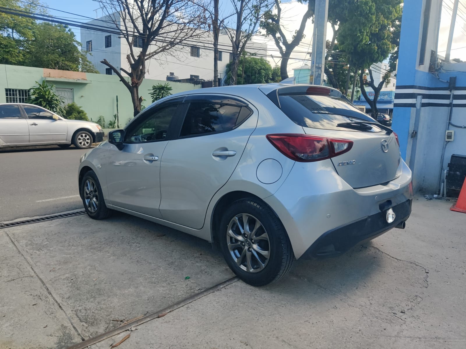 carros - MAZDA DEMIO TOURING 2018 5