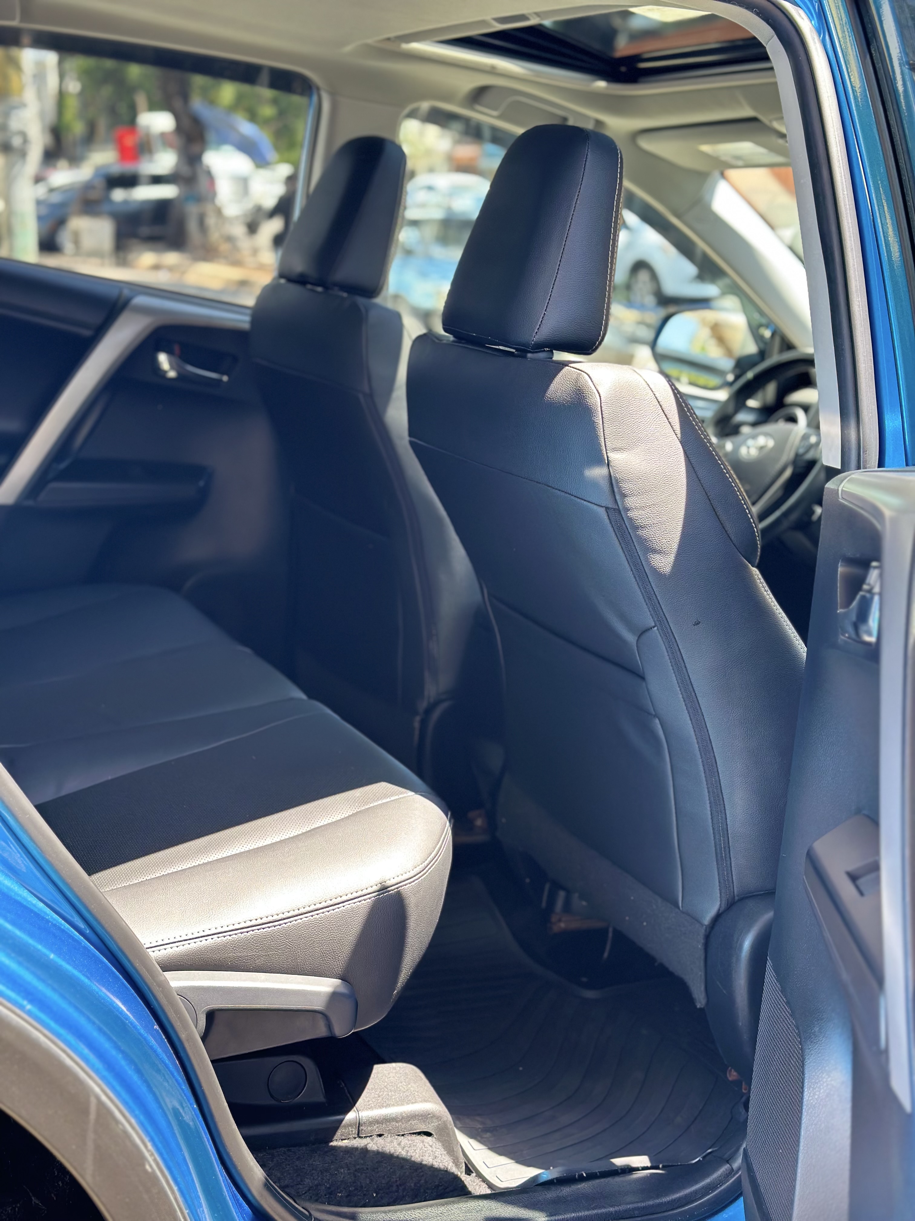 jeepetas y camionetas - 2018 Toyota RAV4 XLE AWD CLEAN CARFAX 6