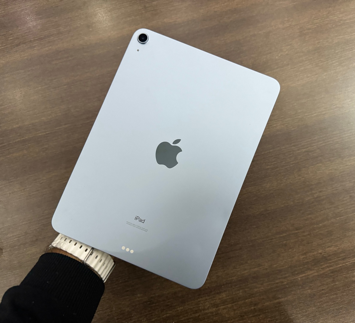 celulares y tabletas - Vendo iPad Air 4ta Gen 64GB Wi- Fi Blue Como Nuevo, Garantía, $ 22,500 NEG