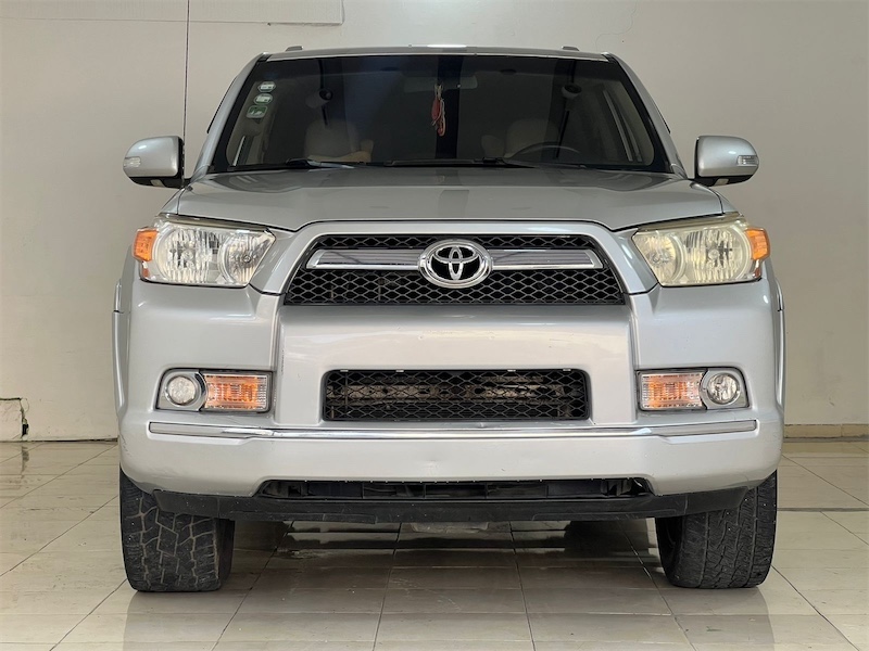 jeepetas y camionetas - TOYOTA 4RUNNER LIMITED AÑO 2011 DELTA COMERCIAL 