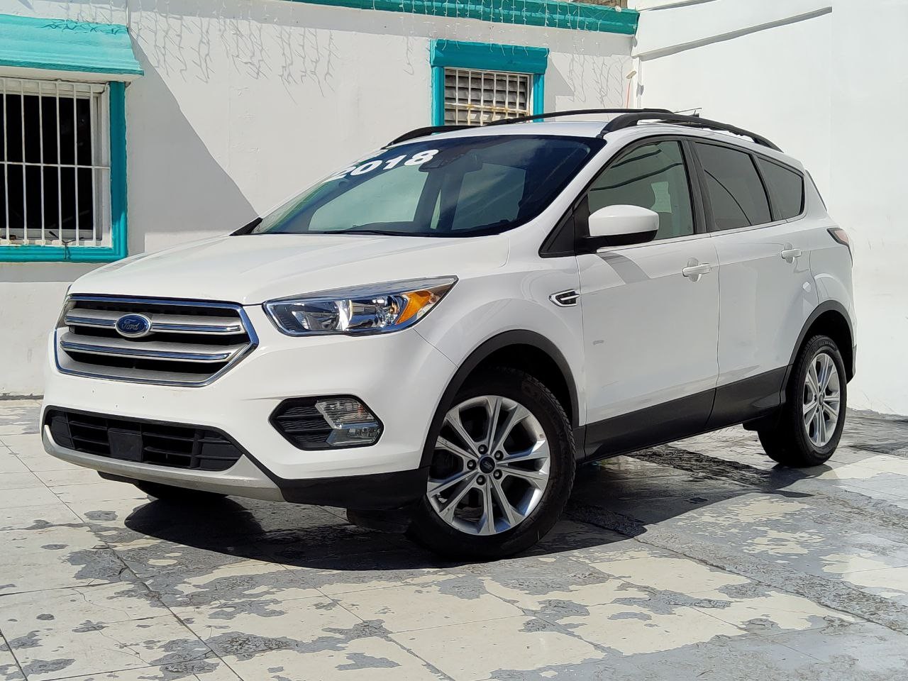 jeepetas y camionetas - FORD ESCAPE SE 2018RECIEN IMPORTADO 6