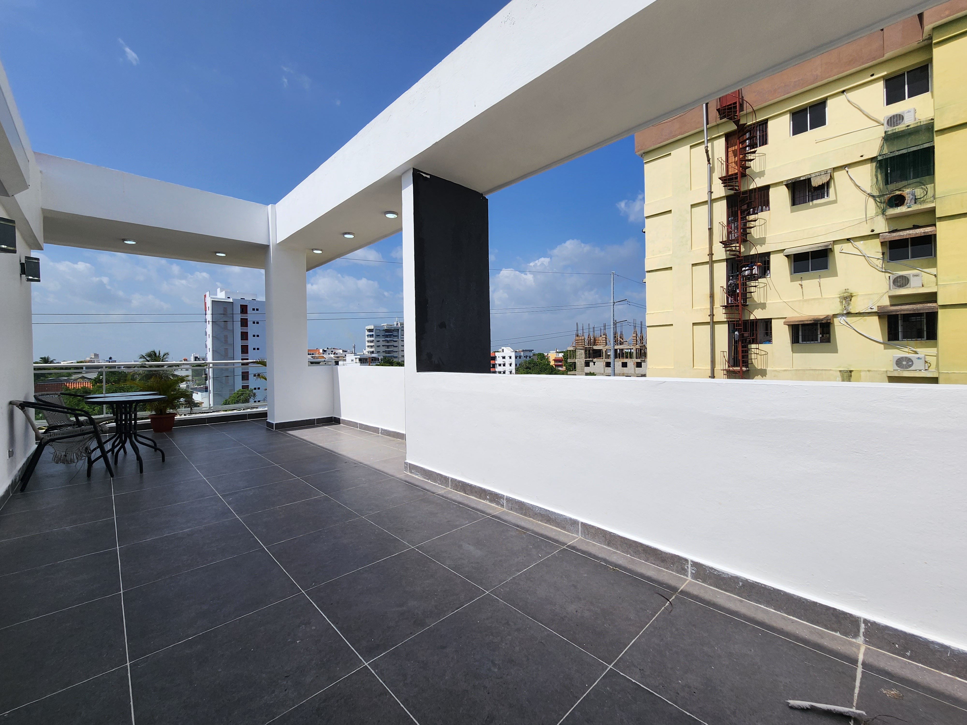 apartamentos - Penthouse en el Ensanche Ozama 3