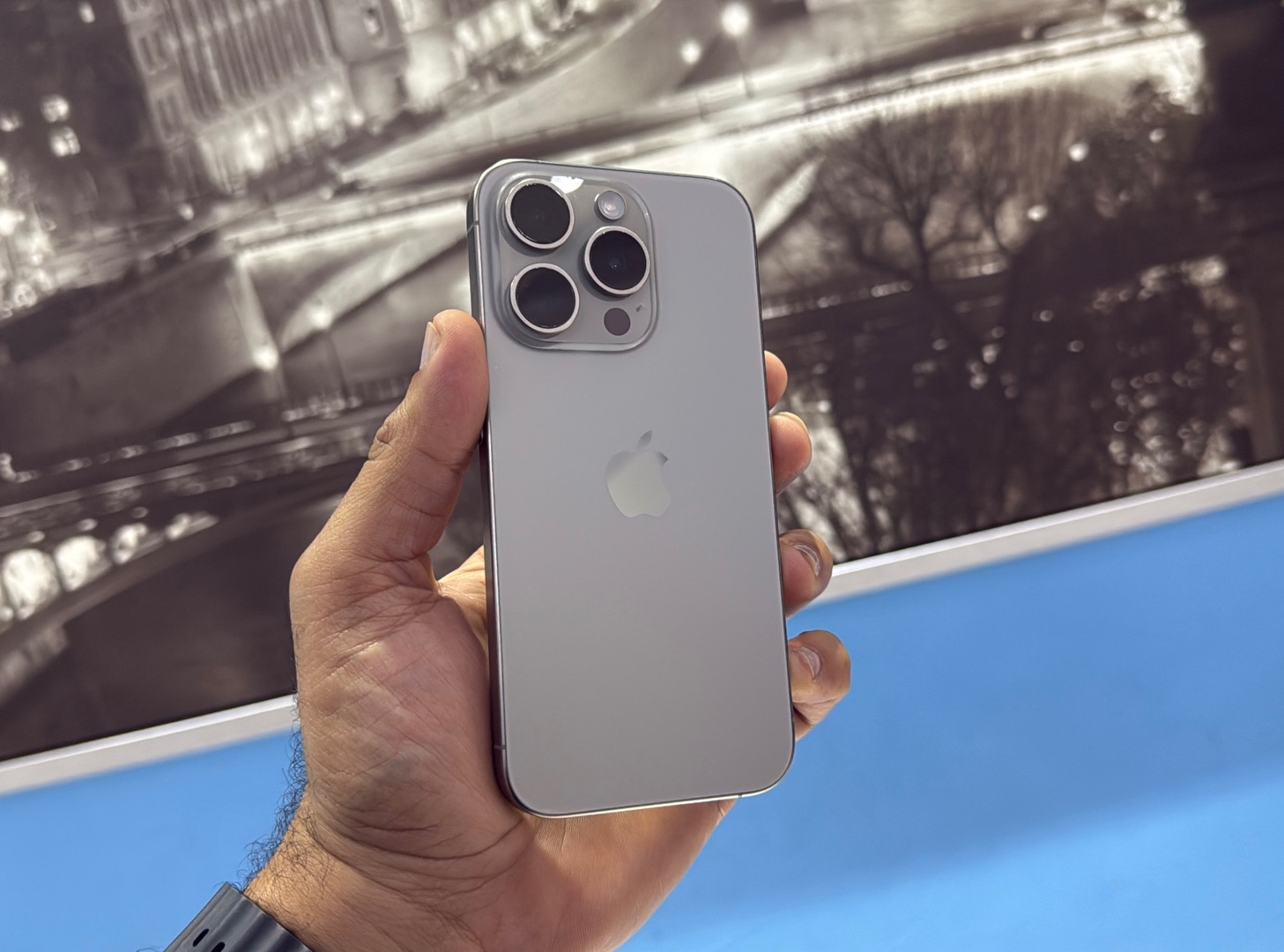 celulares y tabletas - iPhone 15 Pro 128GB Como Nuevo, RD$ 50,000 NEG 0
