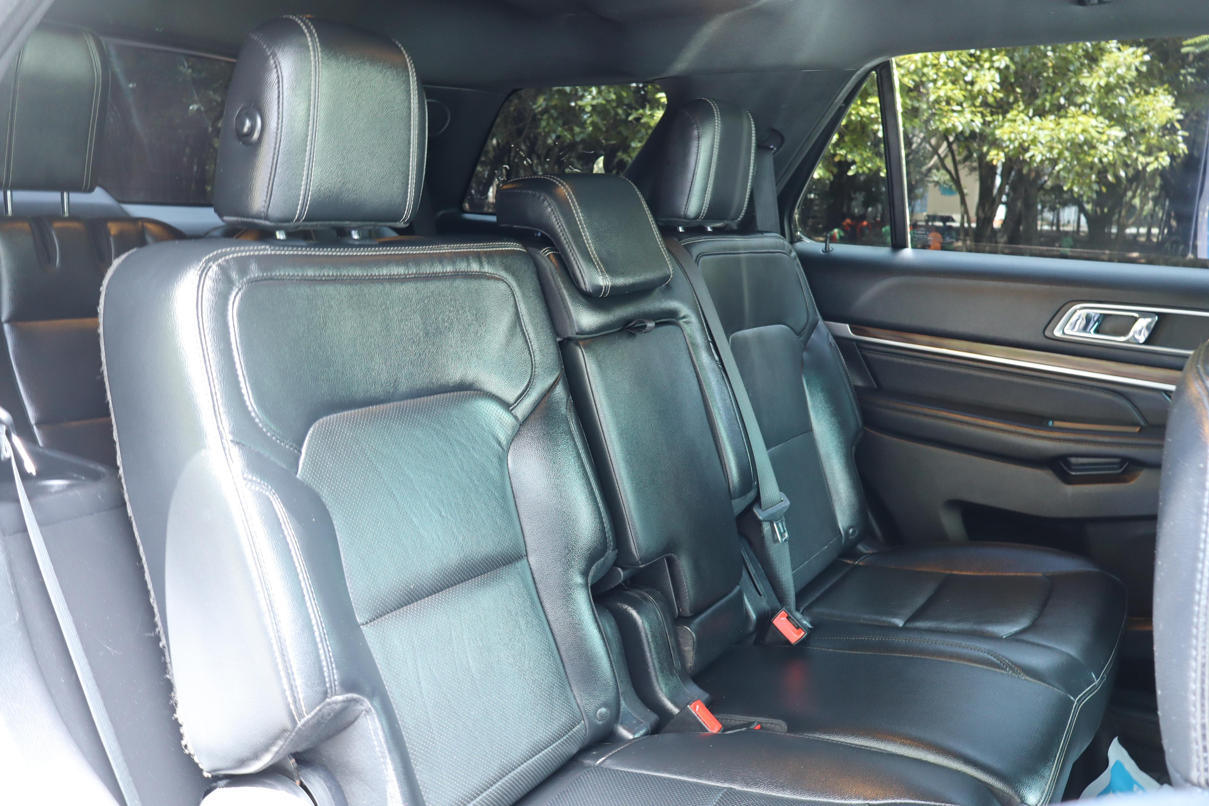 jeepetas y camionetas - Aprovecha y montate en esta confortable ford Explorer limited 2016 7