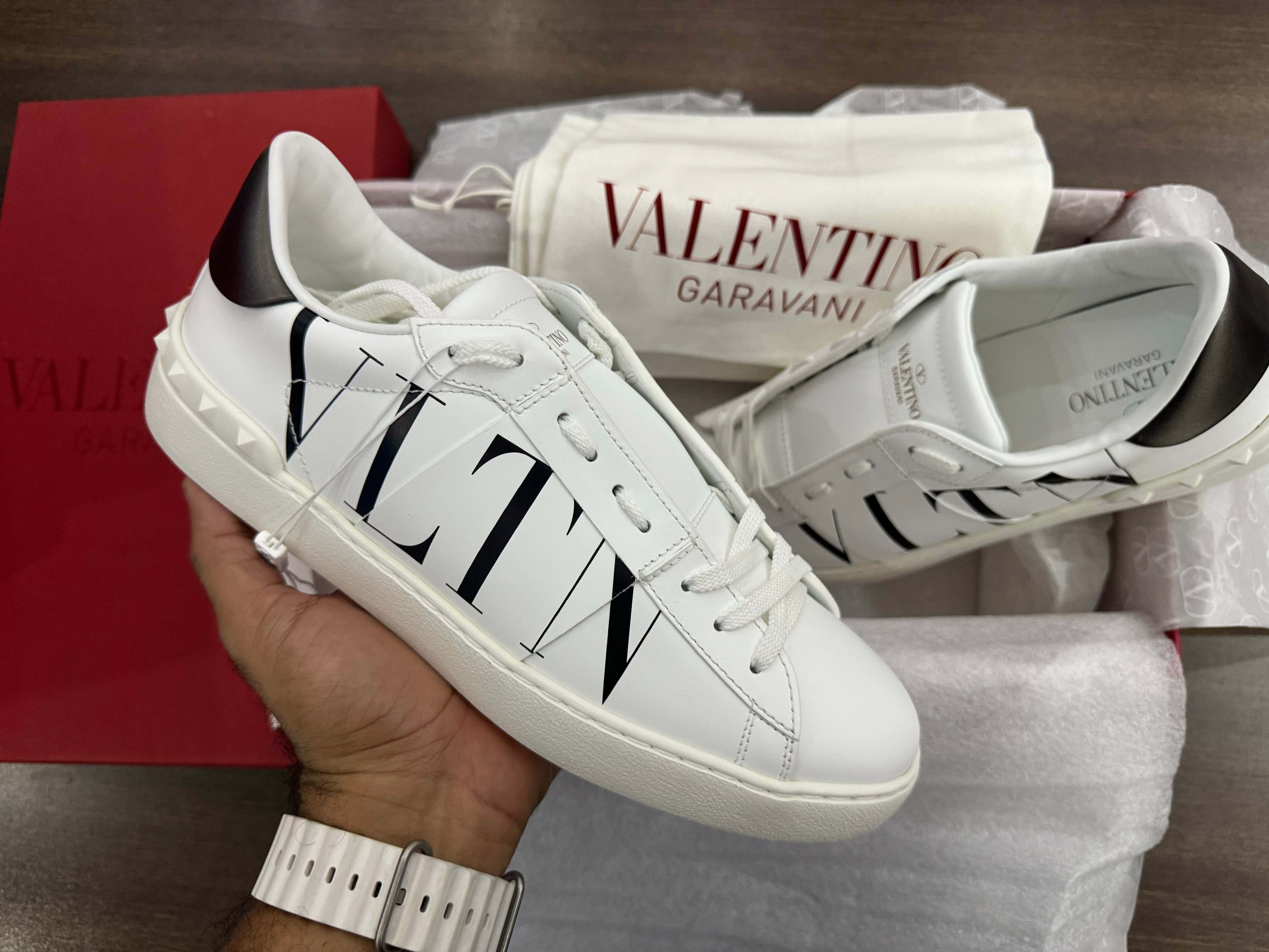 zapatos unisex - Tenis Valentino Garavani Rockstud  Size 42 1/2 N