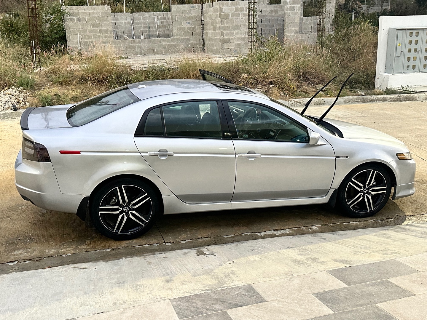 carros - Se vende por motivos de viaje 10-10 motor tramicion nitido trae tu mecanico..🙏� 7