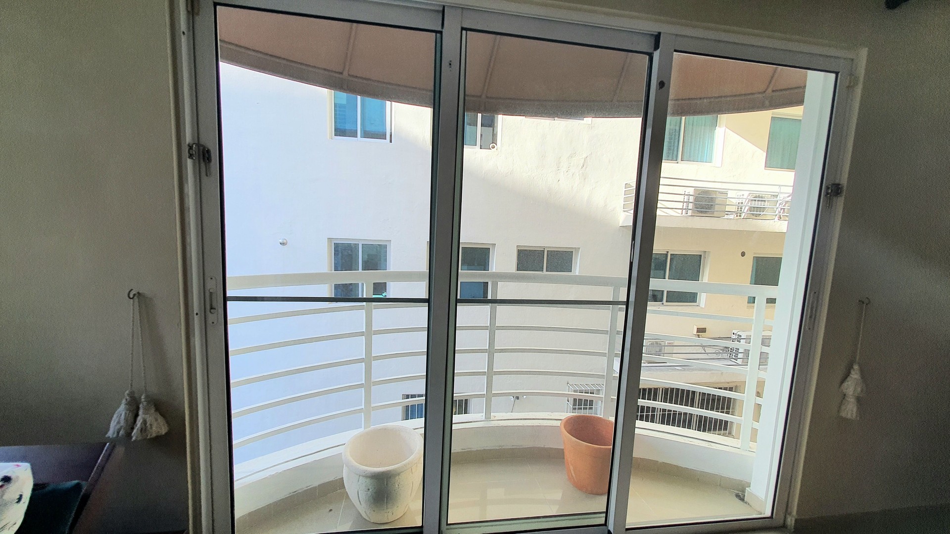 apartamentos - Serralles linea blanca 3 habitaciones 3.5 baños 2 parqueos balcon  4