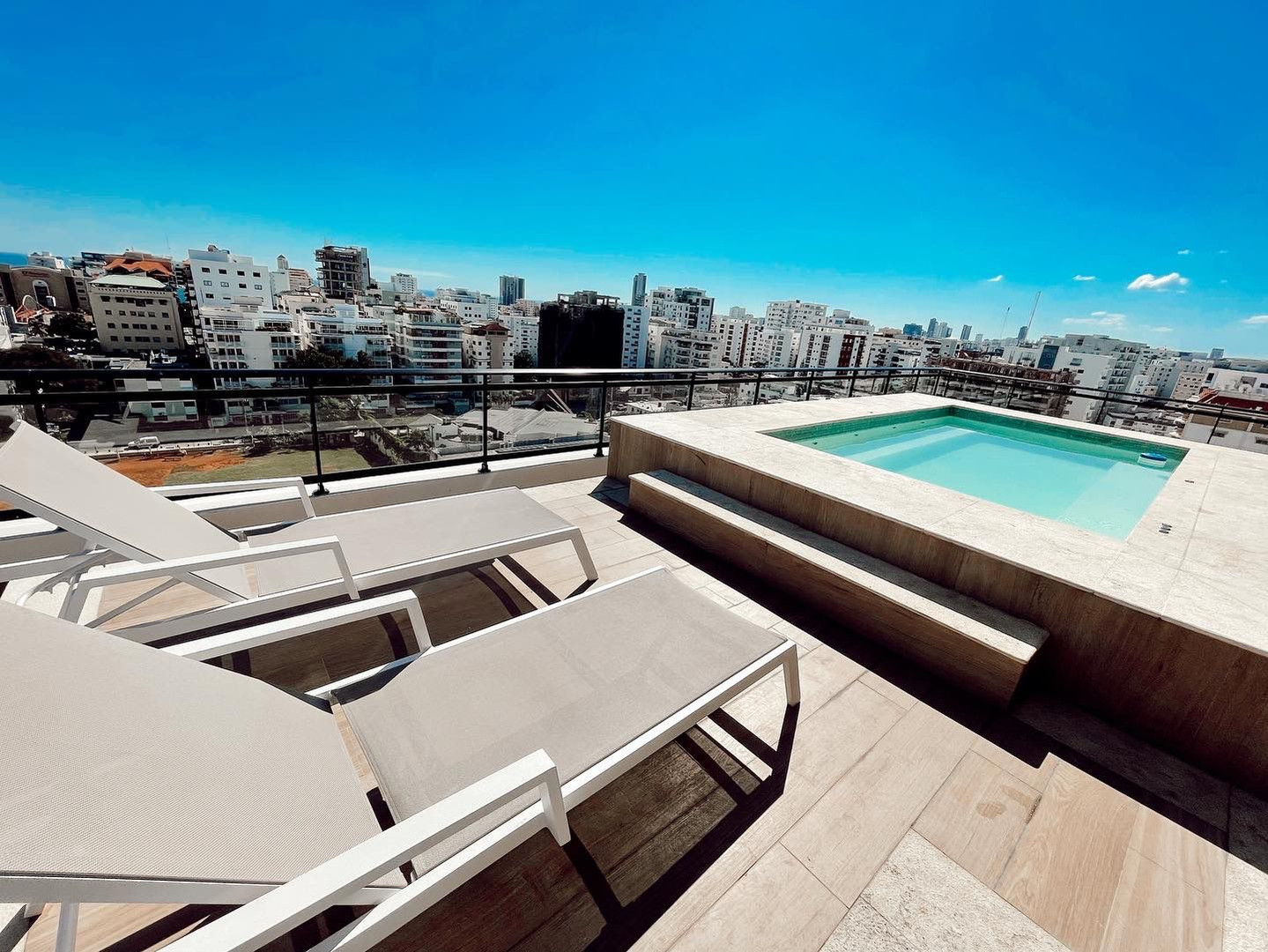 apartamentos - Apartamento 1Hab Finamente Amueblada c/Area Social Rooftop, Picuzzi, Lobby y Gym