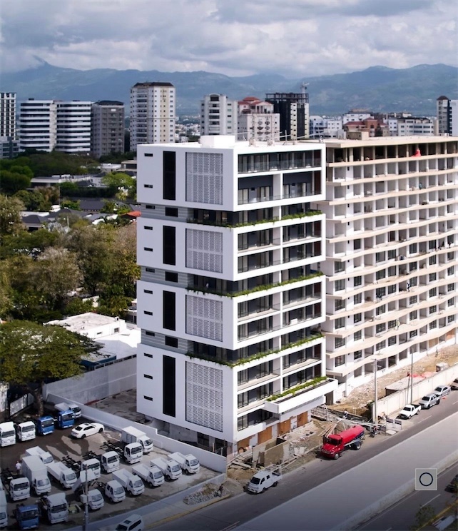apartamentos - APARTAMENTOS En Exclusiva y Moderna Torre en Rincon Largo Santiago. 1