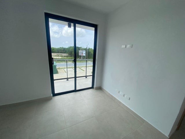 apartamentos - Apartamento en venta Punta Cana #24-295 un dormitorio, balcón, jacuzzi, piscina. 4