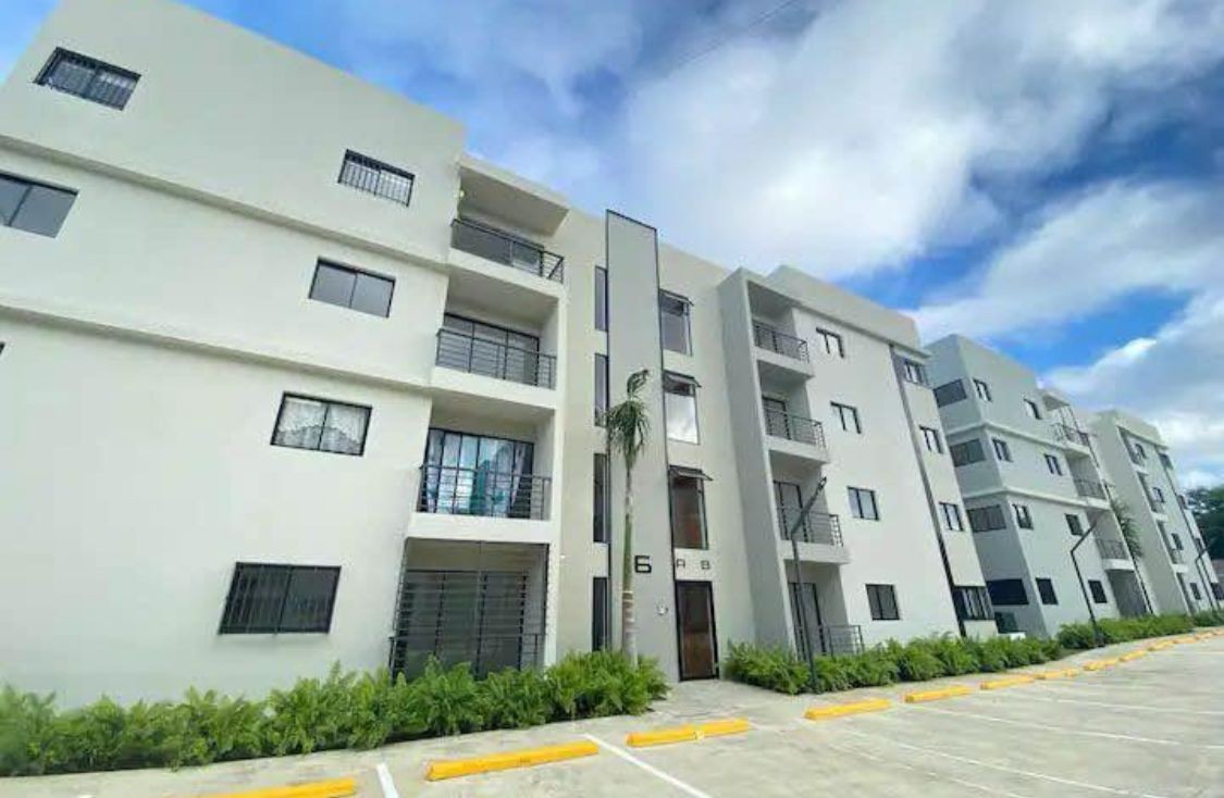 apartamentos - Apartamento de Venta en Los Rieles, Gurabo