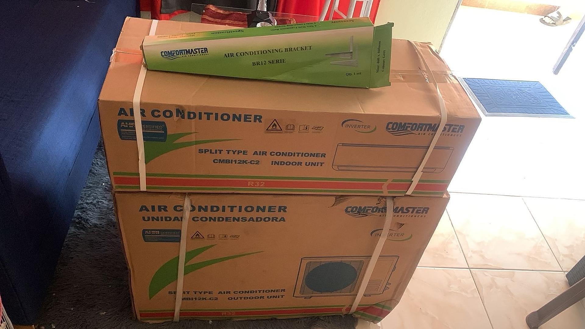 aires acondicionados y abanicos - Se vende aire acondicionado Nuevo de 12 btu inverter marca comfor master 