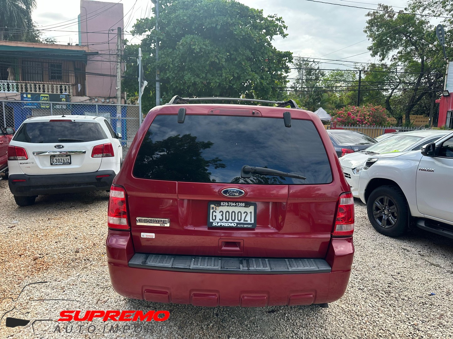 jeepetas y camionetas - FORD ESCAPE XLT 4X2 V4 2010 4