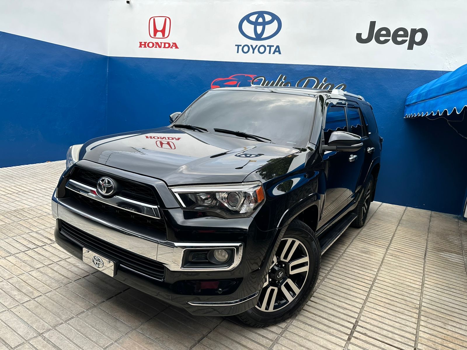 jeepetas y camionetas - 2015 Toyota 4 Runner Limited 4x4 Americana 