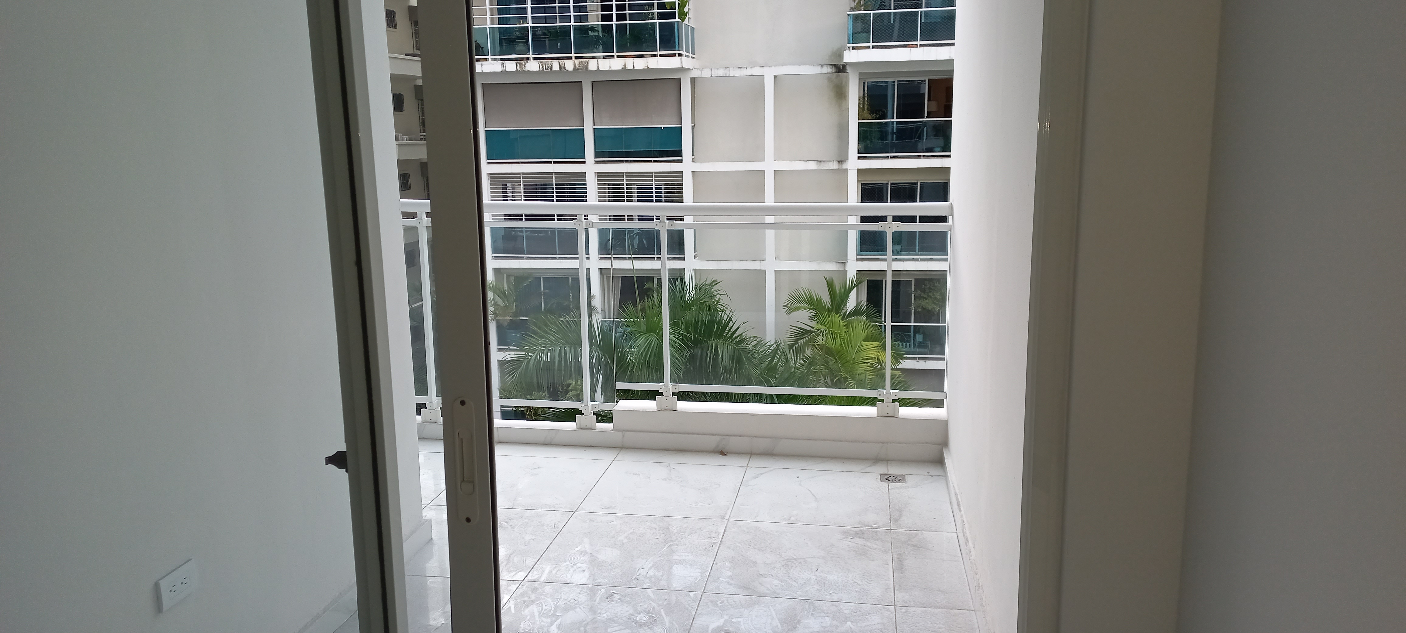 apartamentos - Alquilo 2 hab 125 M2. Evaristo Morales 1