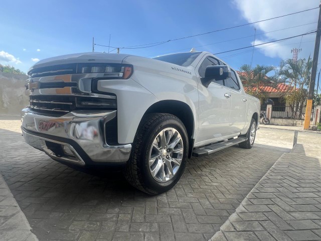 jeepetas y camionetas - Chevolet silverado ltz 2020 2