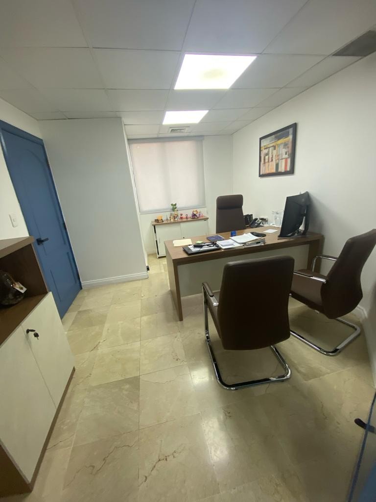 oficinas y locales comerciales - VENDO Oficina en Torre Corporativa, 7mo Piso, Evaristo Morales.  

COD: PD134 9