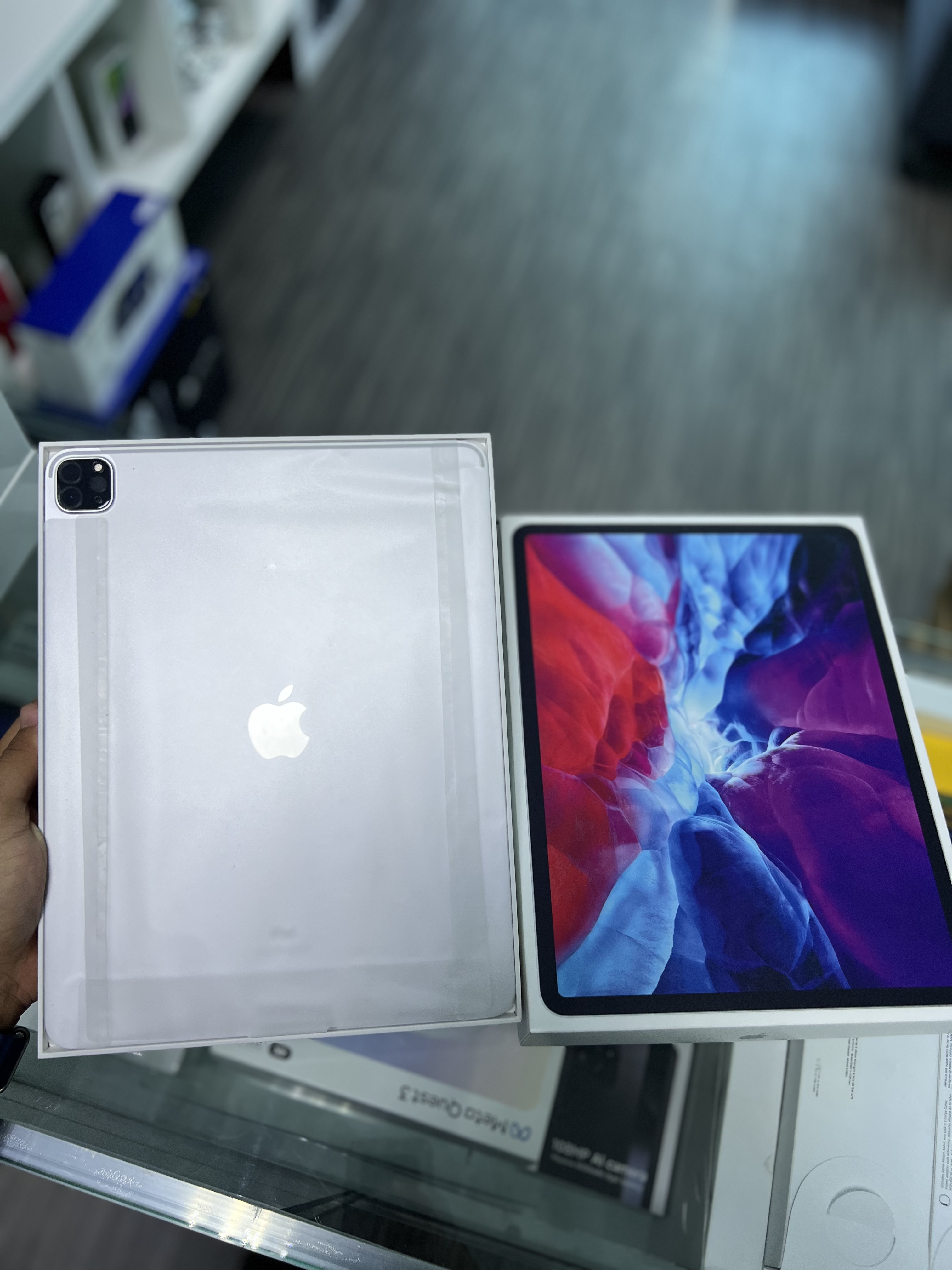 celulares y tabletas - iPad Pro 12.9 4th Generación  0