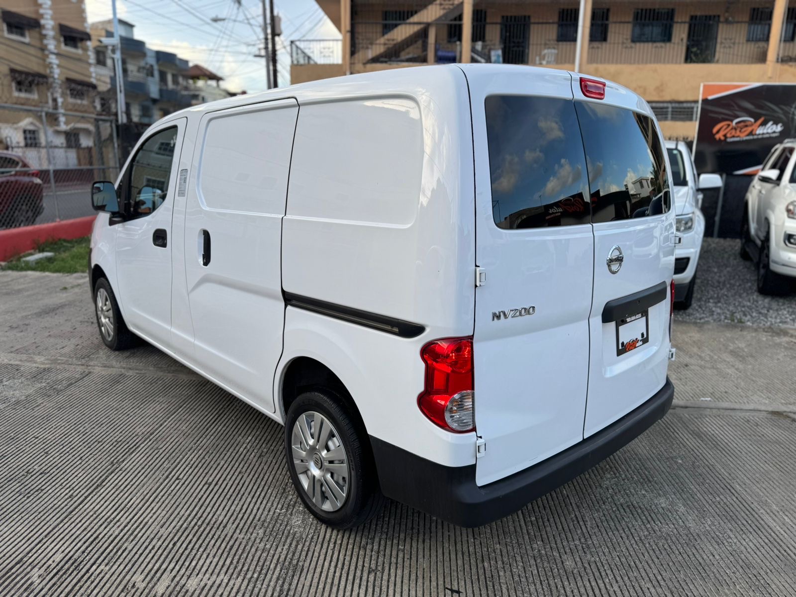 jeepetas y camionetas - Nissan NV 200 2019 3