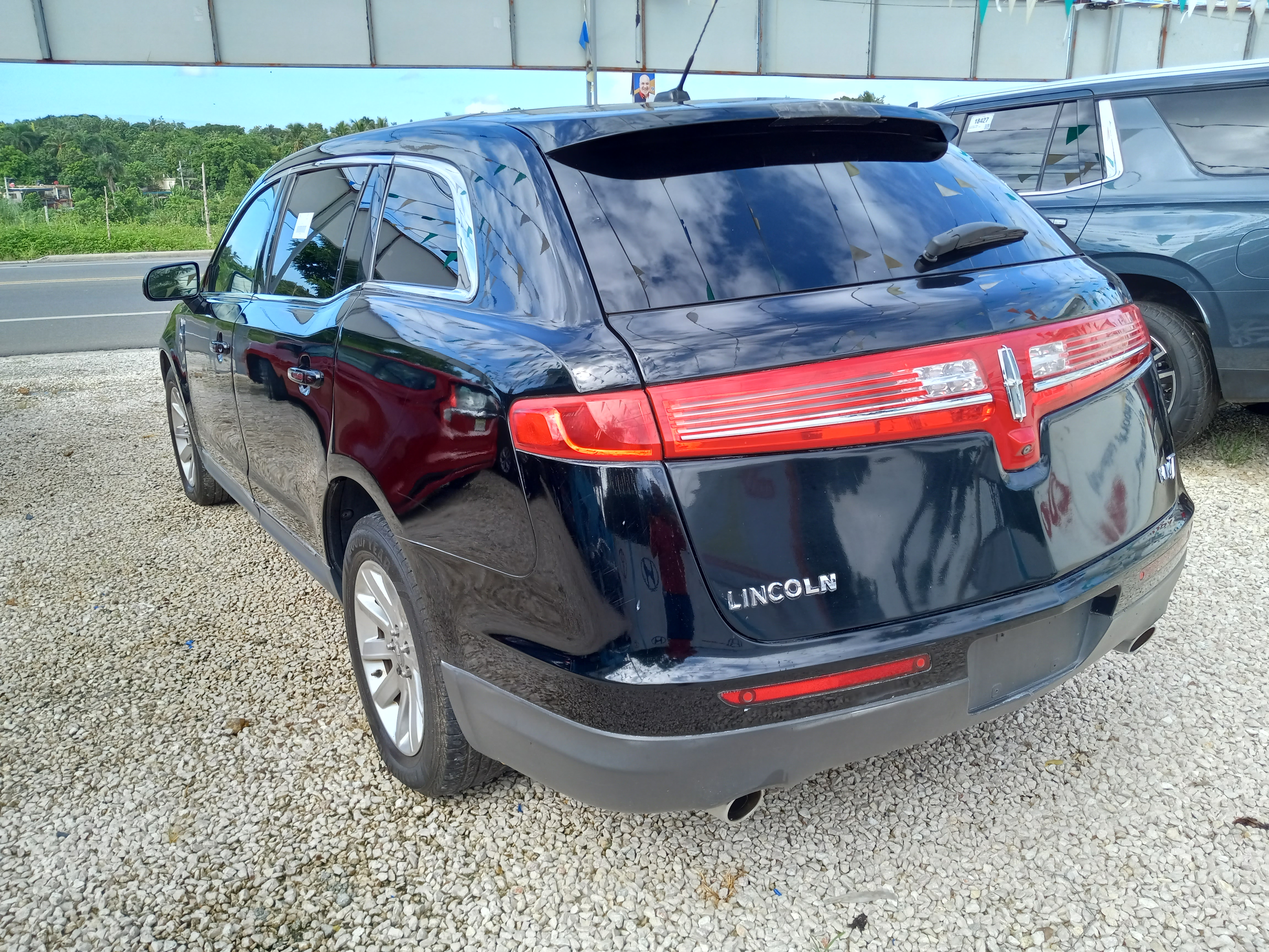 jeepetas y camionetas - Lincoln MKT 2017 3