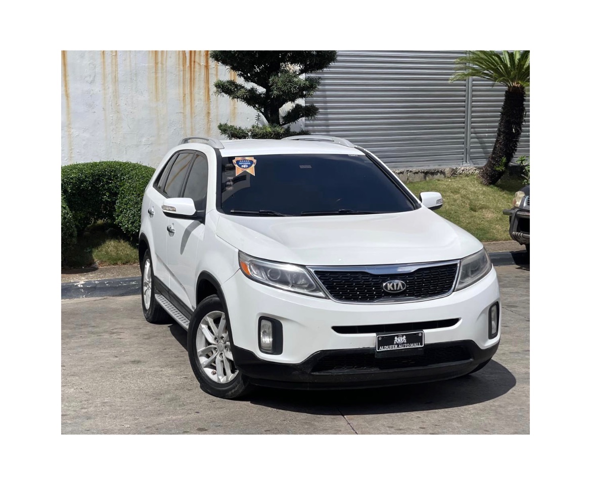 jeepetas y camionetas - KIA SORENTO LX FULL 2014 INTERIOR EN PIEL UNICO DUEÑO SENSORES DE PARQUEO CAMARA