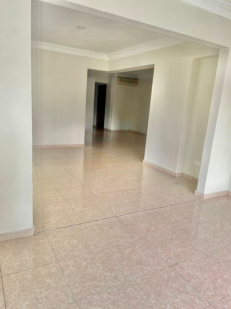 apartamentos - Se alquila, Apartamento 3Hab Vacio Acogedor Frente al Club Naco y Super Centrico 1