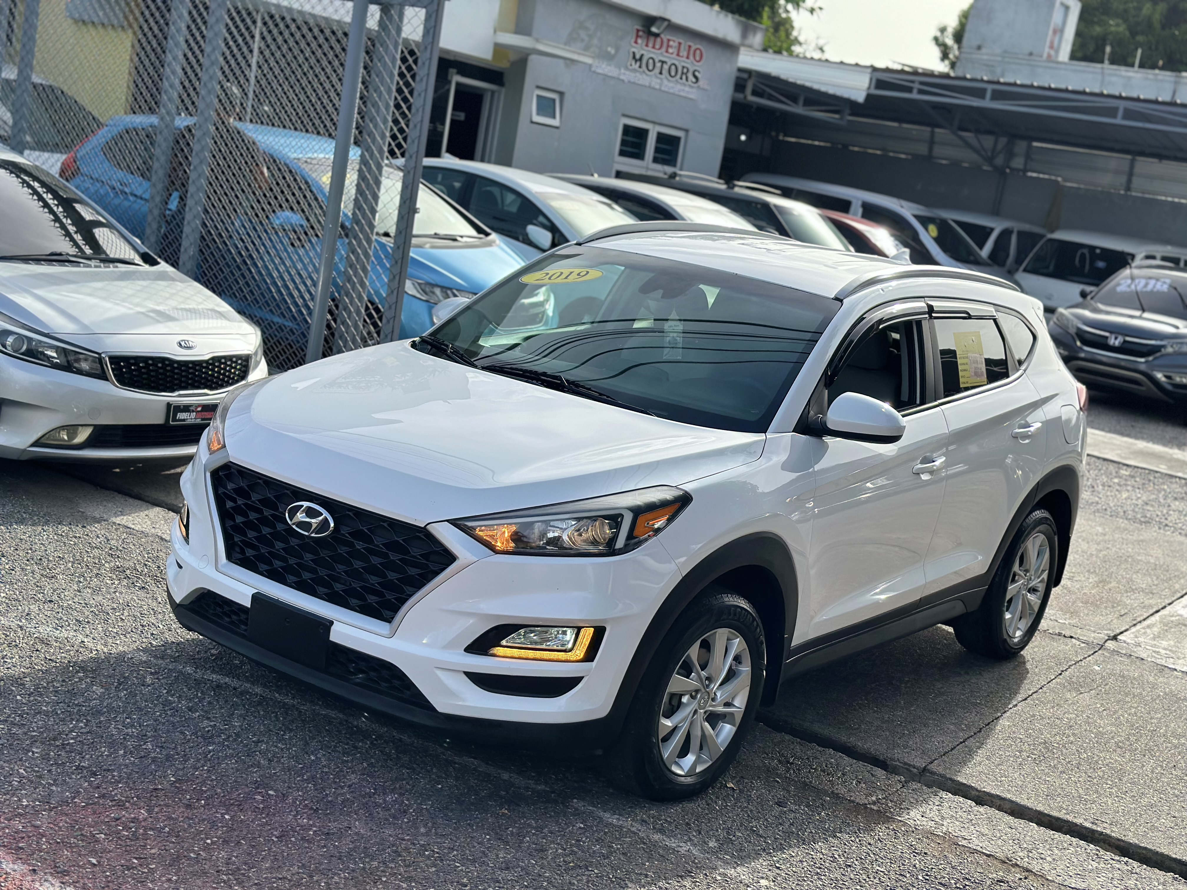 jeepetas y camionetas - 2019 Hyundai Tucson SE CLEAN  7