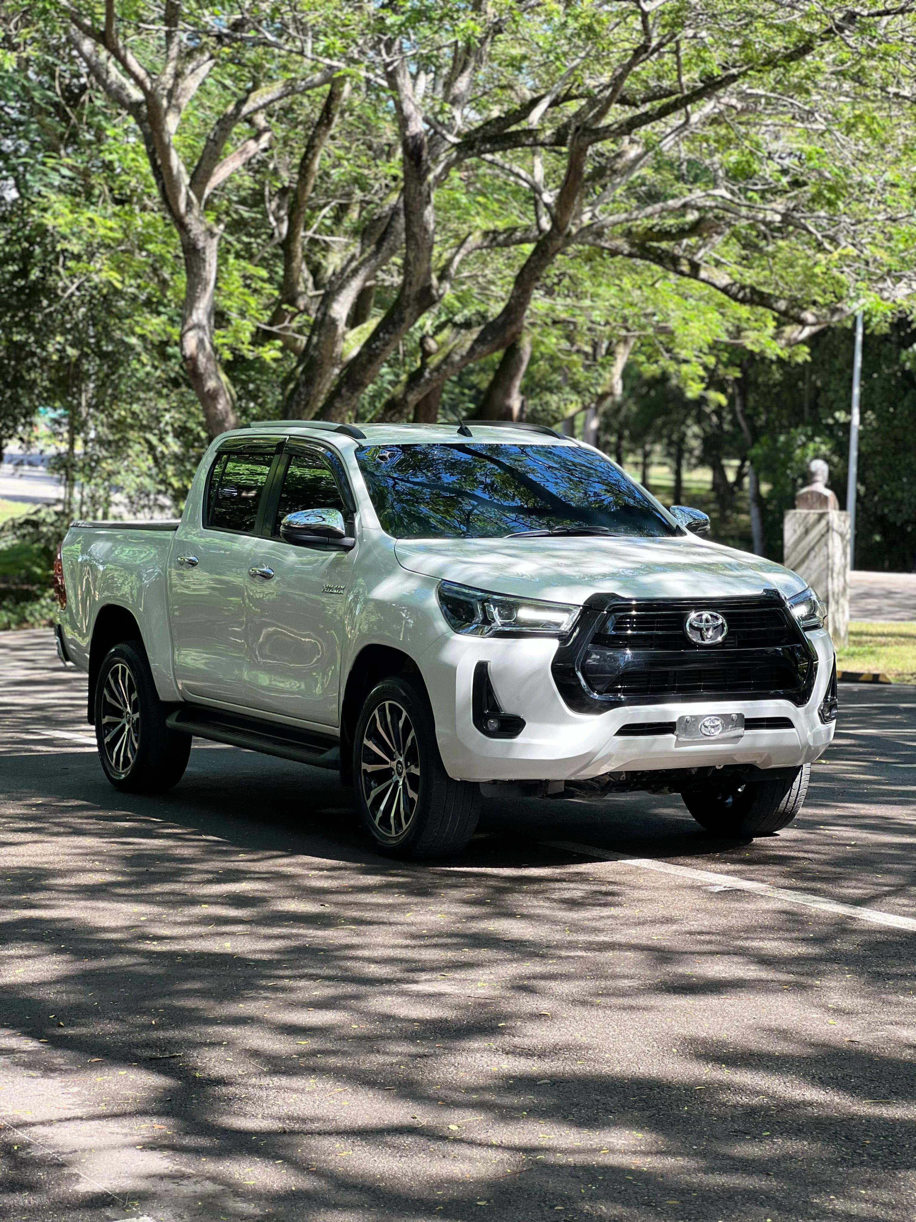 jeepetas y camionetas - Toyota Hilux SRV 2021  2