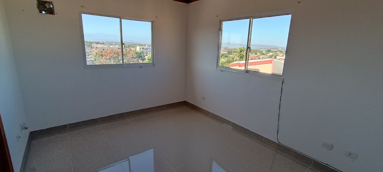 apartamentos - Penthouse 4to nivel nuevo moderno  en secara a 5 minutos de plaza Hache 1