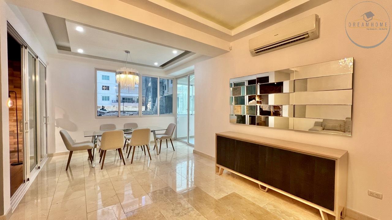 apartamentos - Apartamento en venta en Naco un 2do Piso con Terraza 6