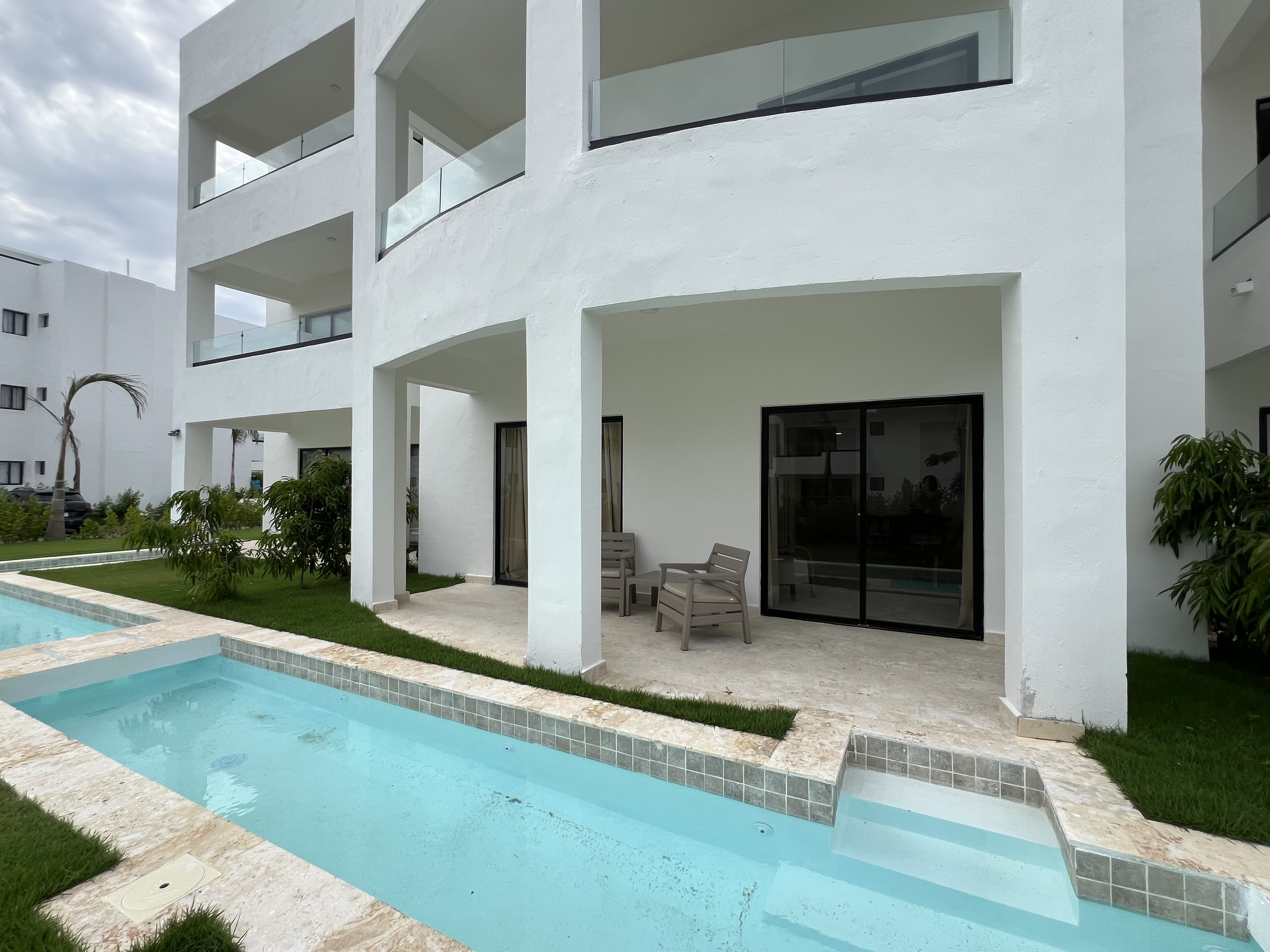 apartamentos - Renta Nuevo Apartamento con swim up White Sands Ba 3