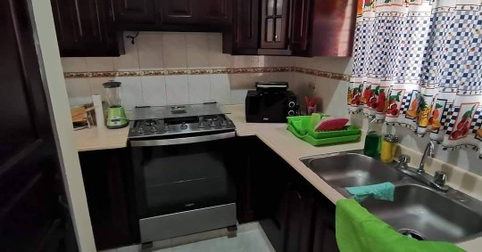 apartamentos - Rento 1er nivel amueblado en la moraleja santiago  4