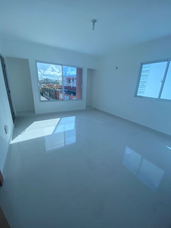 casas - Hermosa y Majestuosa casa en Brisa Oriental
RD$9,000,000.00 0