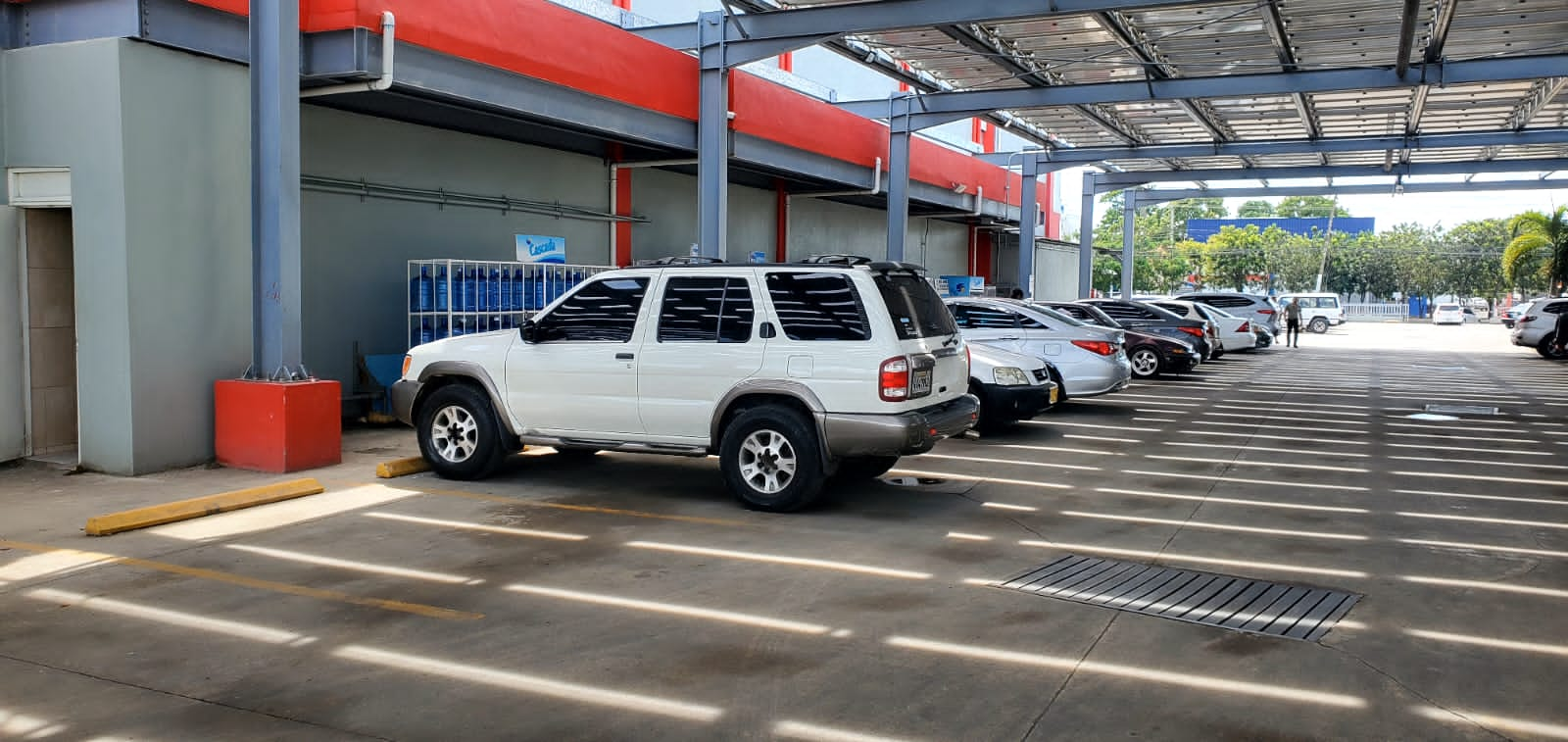 jeepetas y camionetas - Nissan patfinder 2000 6