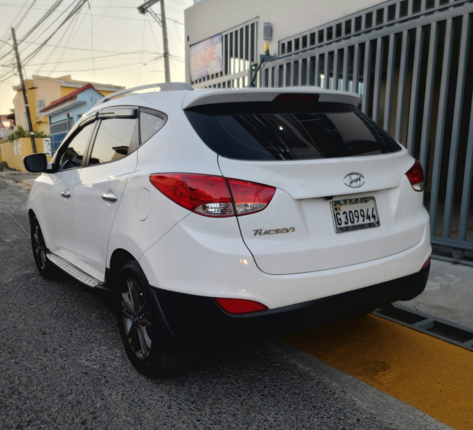 jeepetas y camionetas - Hyundai Tucson 2014 impecable  4