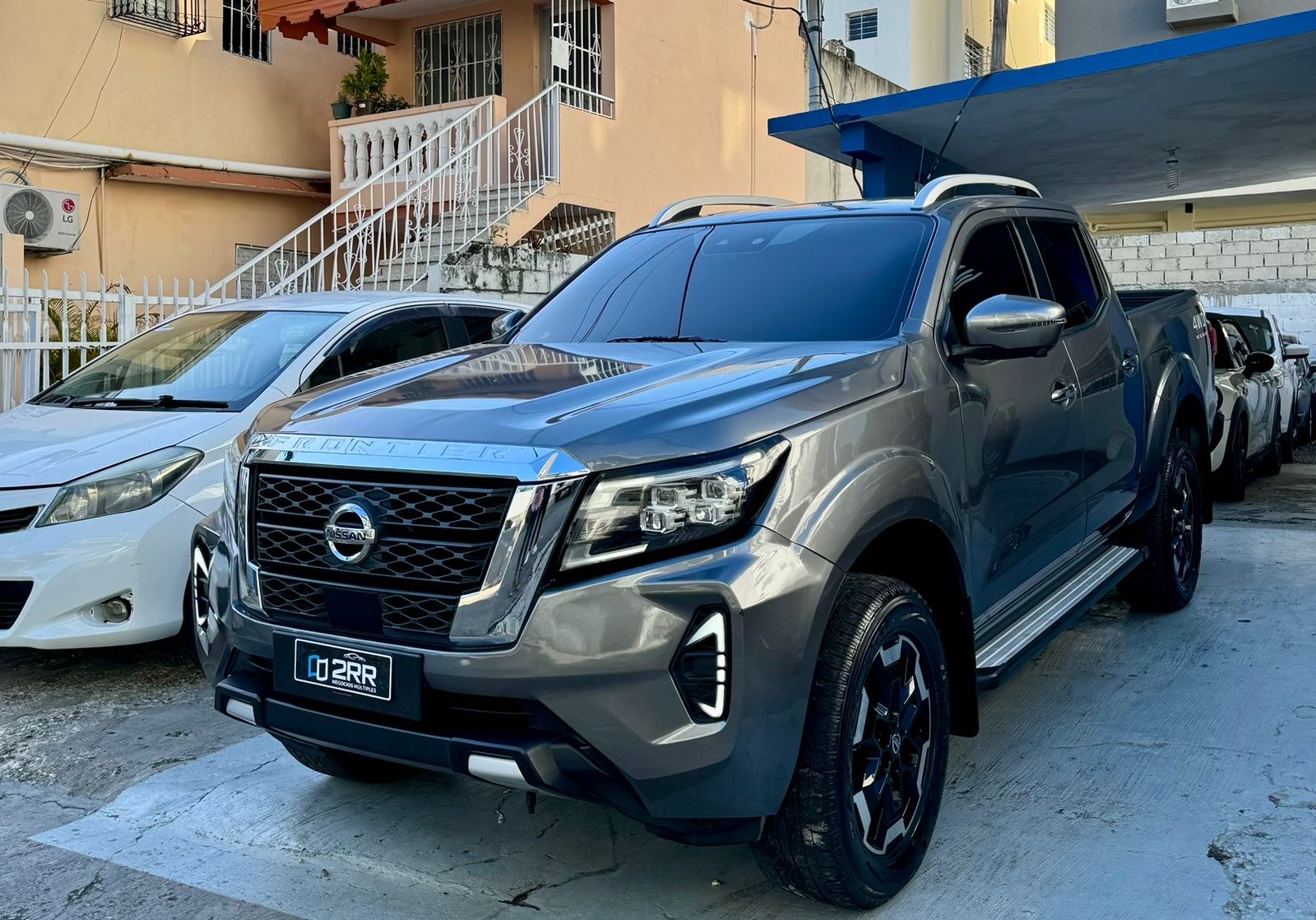 jeepetas y camionetas - Nissan Frontier NP300 2022 4x4 2