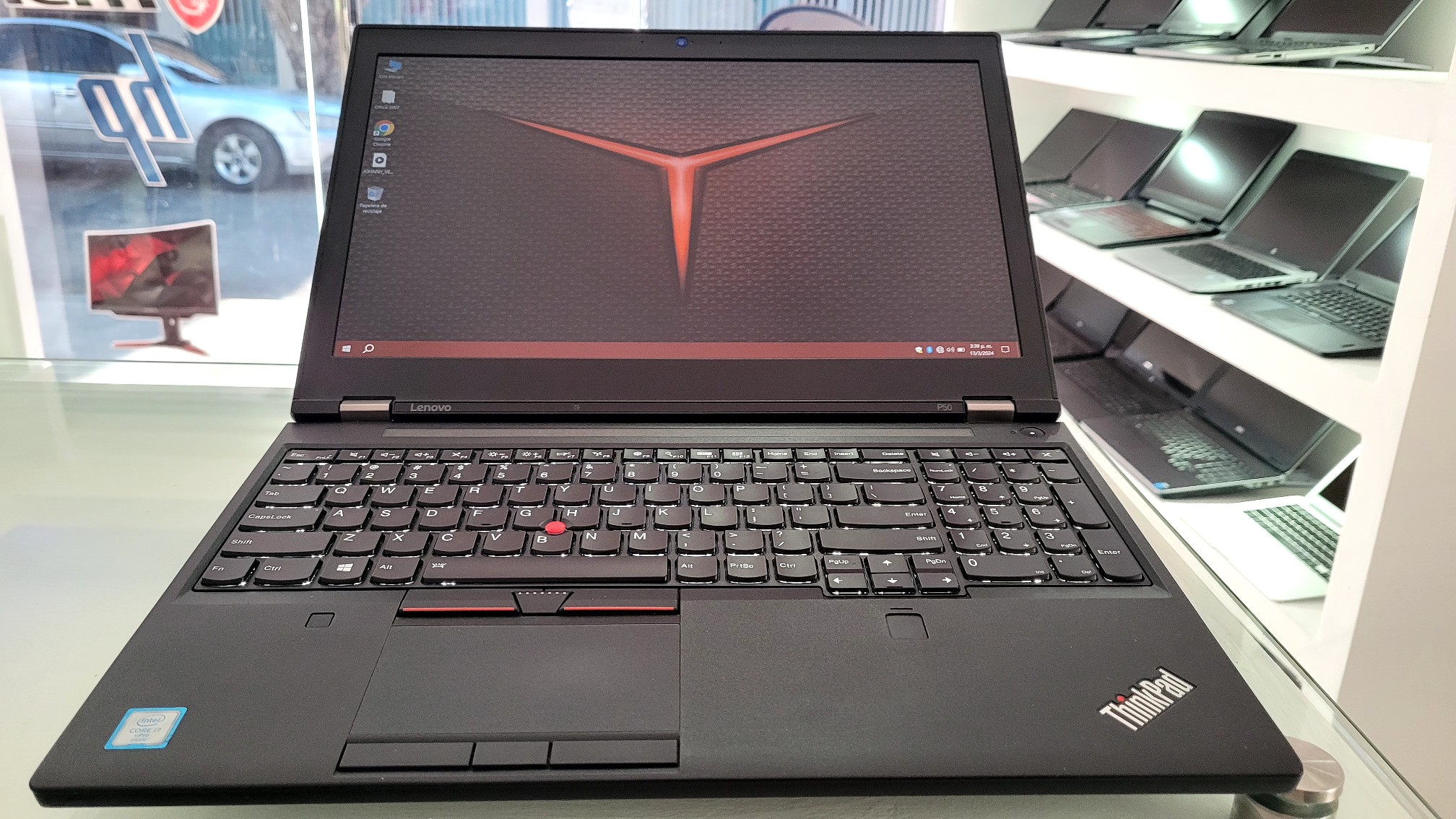 computadoras y laptops - Lenovo p50 17 Pulg Core i7 Ram 16gb Disco 1tb SSD Nvidea 4gb Dedicada