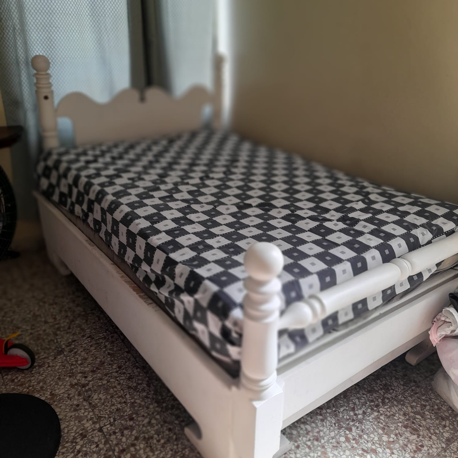 muebles y colchones - Vendo cama en caoba  1