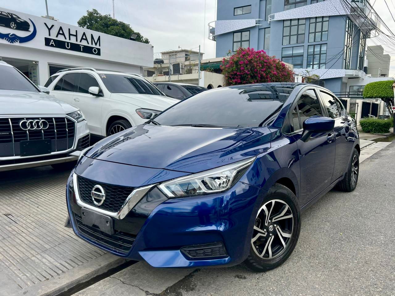 carros - NISSAN VERSA 2021