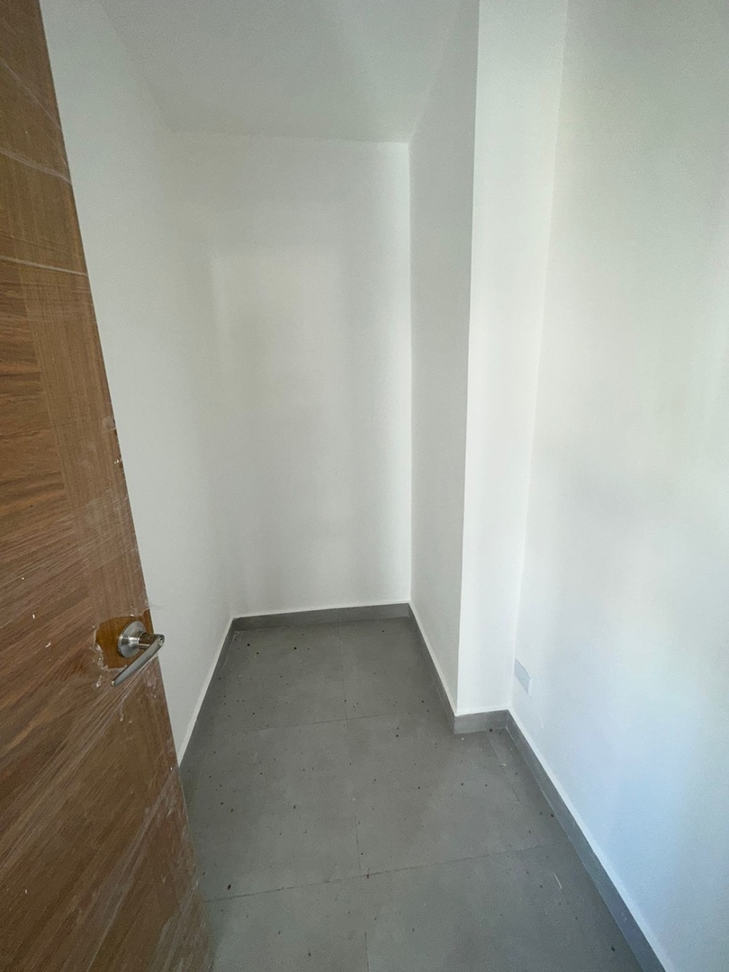 apartamentos - Apartamento en Venta Evaristo Morales 2