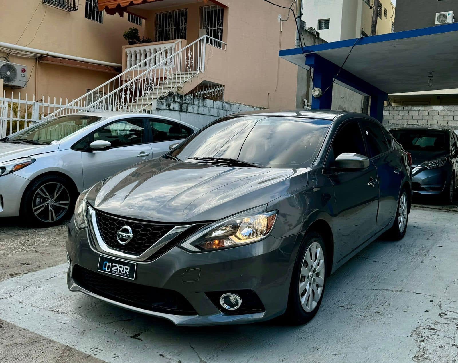 carros - Nissan Sentra SV 2018 2